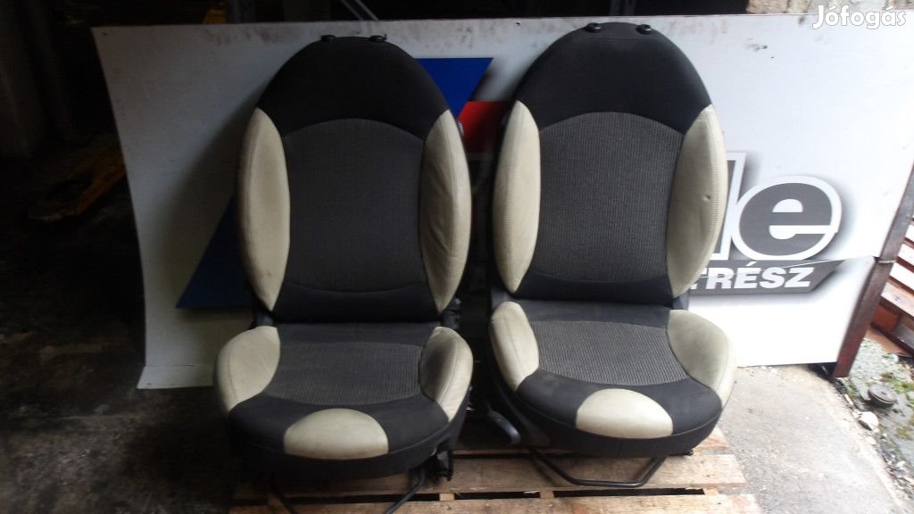 [GYÁRI BONTOTT] MINI R56 SZÖVET BELSŐ